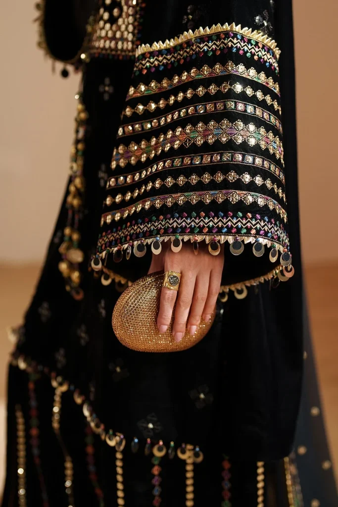 Jazmin 3-Piece Dhanak Suit – Winter Collection 2026 - alternate view